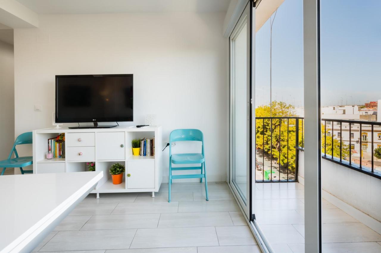 Wide And Colourful- 3Bd 1Bth- Triana Apartment เซบีญา ภายนอก รูปภาพ