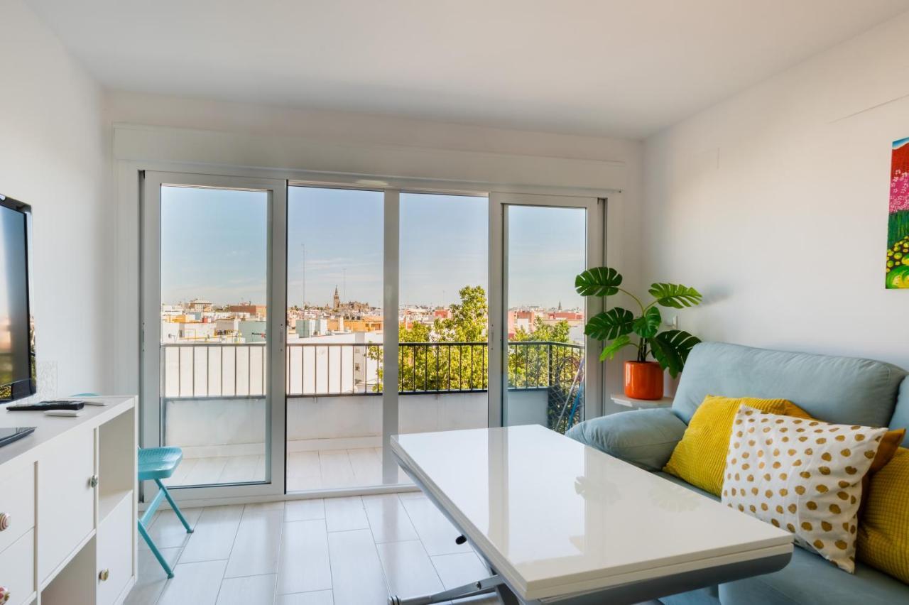 Wide And Colourful- 3Bd 1Bth- Triana Apartment เซบีญา ภายนอก รูปภาพ