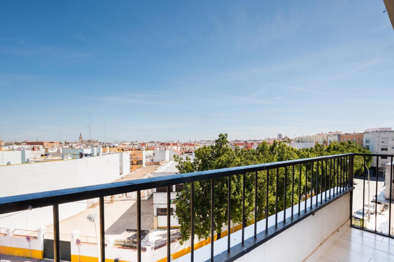 Wide And Colourful- 3Bd 1Bth- Triana Apartment เซบีญา ภายนอก รูปภาพ